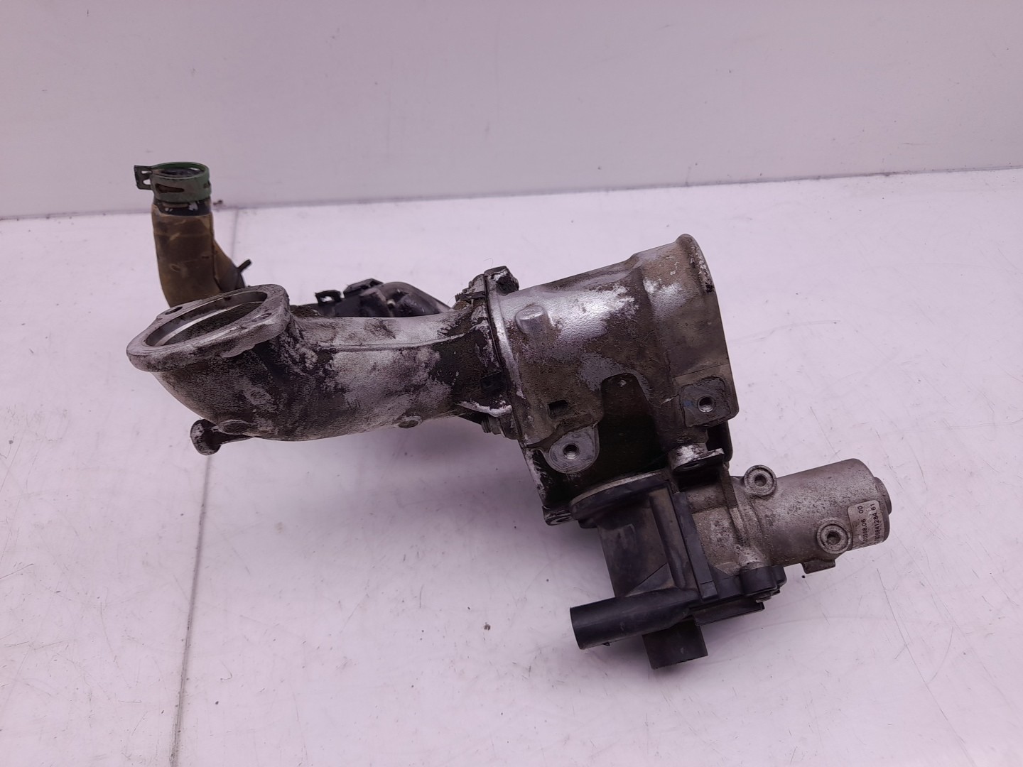 Valve EGR RENAULT Megane III (BZ0_) Imagem-2