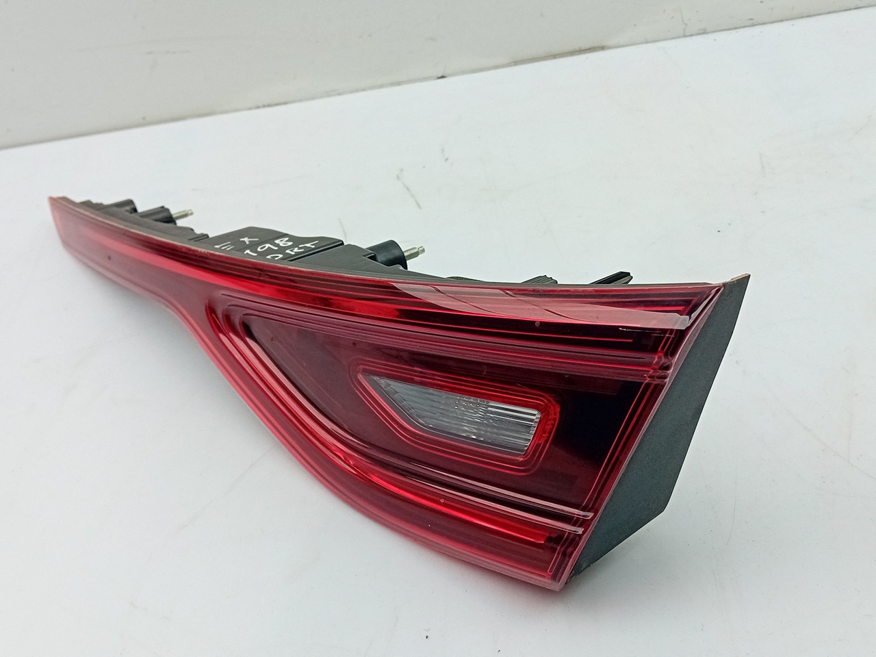 Right Tailgate light RENAULT Talisman (L2M_) Imagem-1