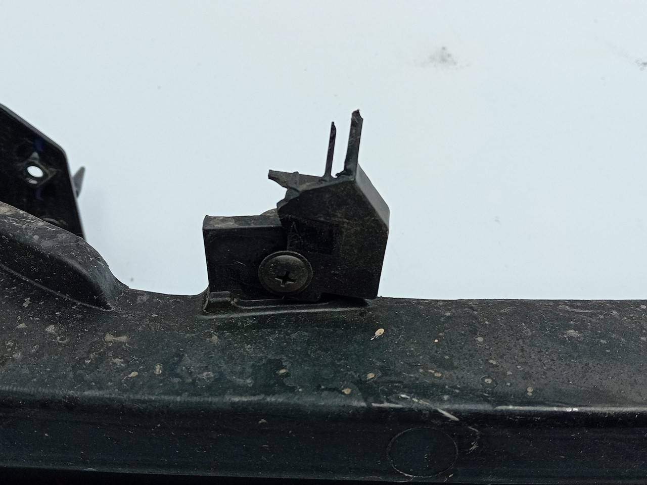 Rear bumper reinforcement KIA Ceed (CD) Imagem-2