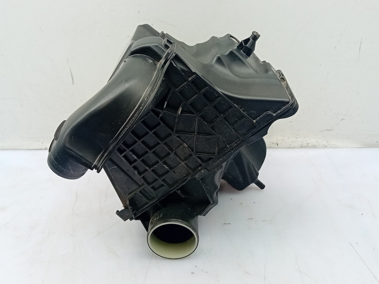 Caja filtro aire RENAULT Megane IV Grandtour (K9A/M_) Imagem-1