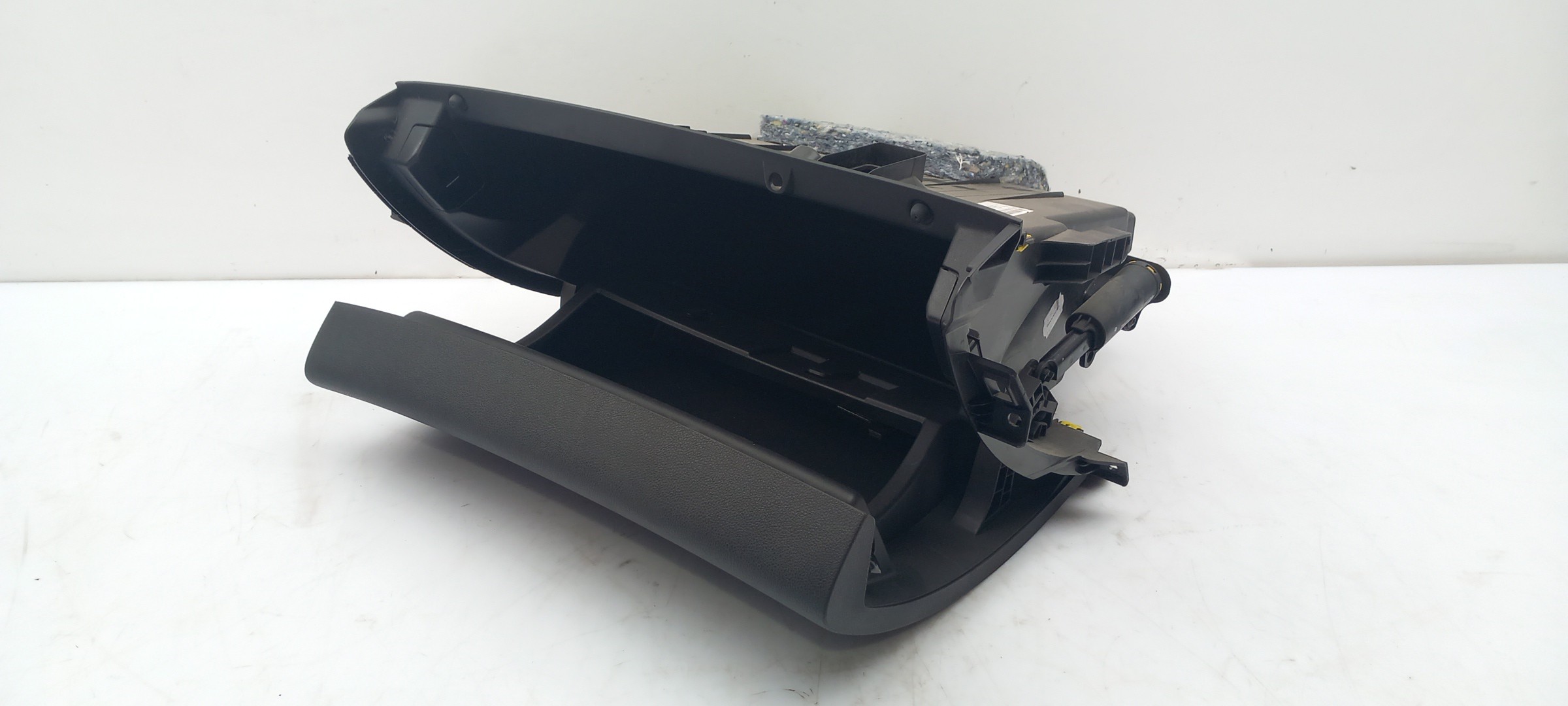 Vano portaoggetti RENAULT Megane IV Grandtour (K9A/M_) Imagem-1