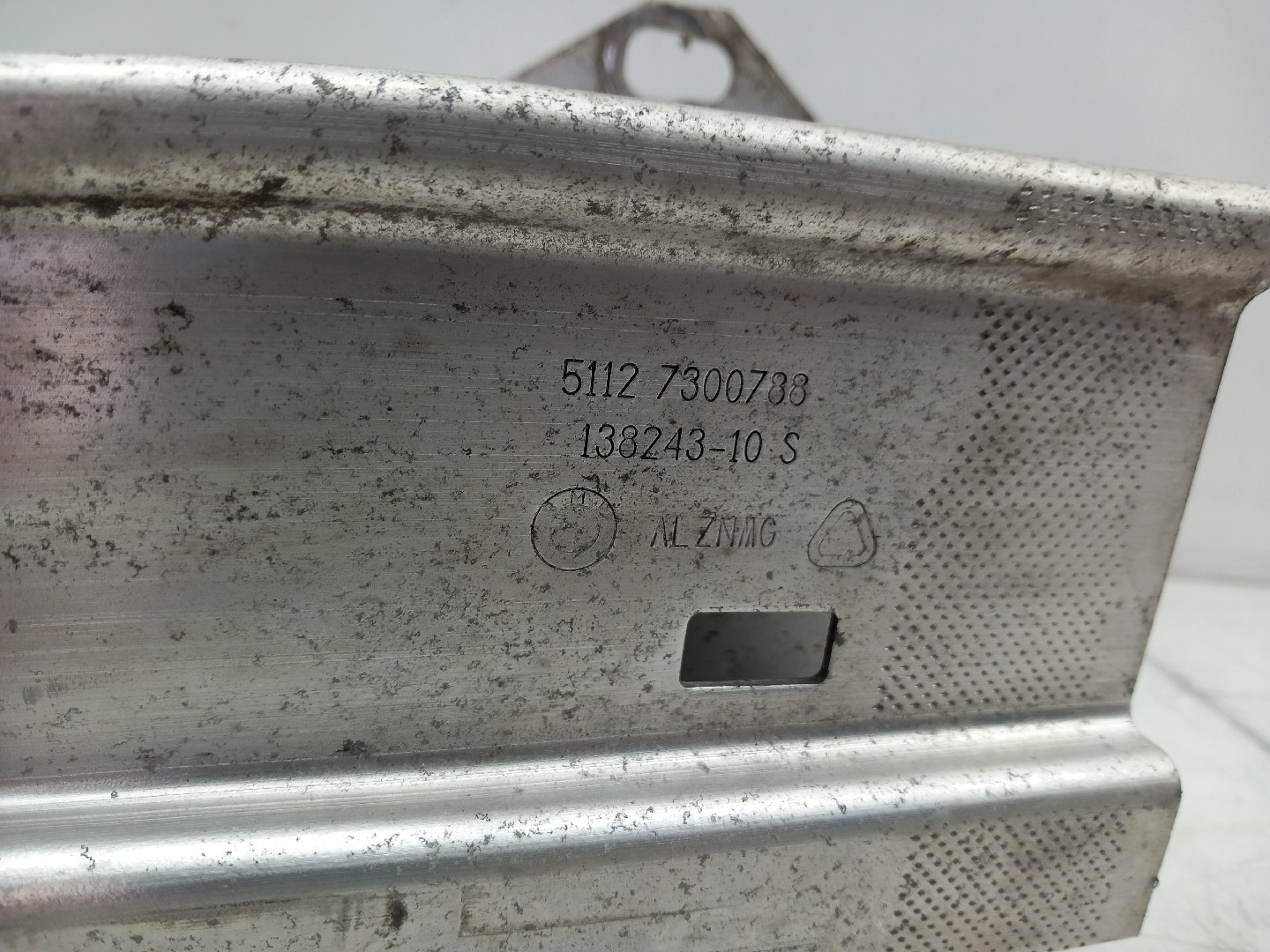 Rear bumper reinforcement MINI Mini (F56) Imagem-1