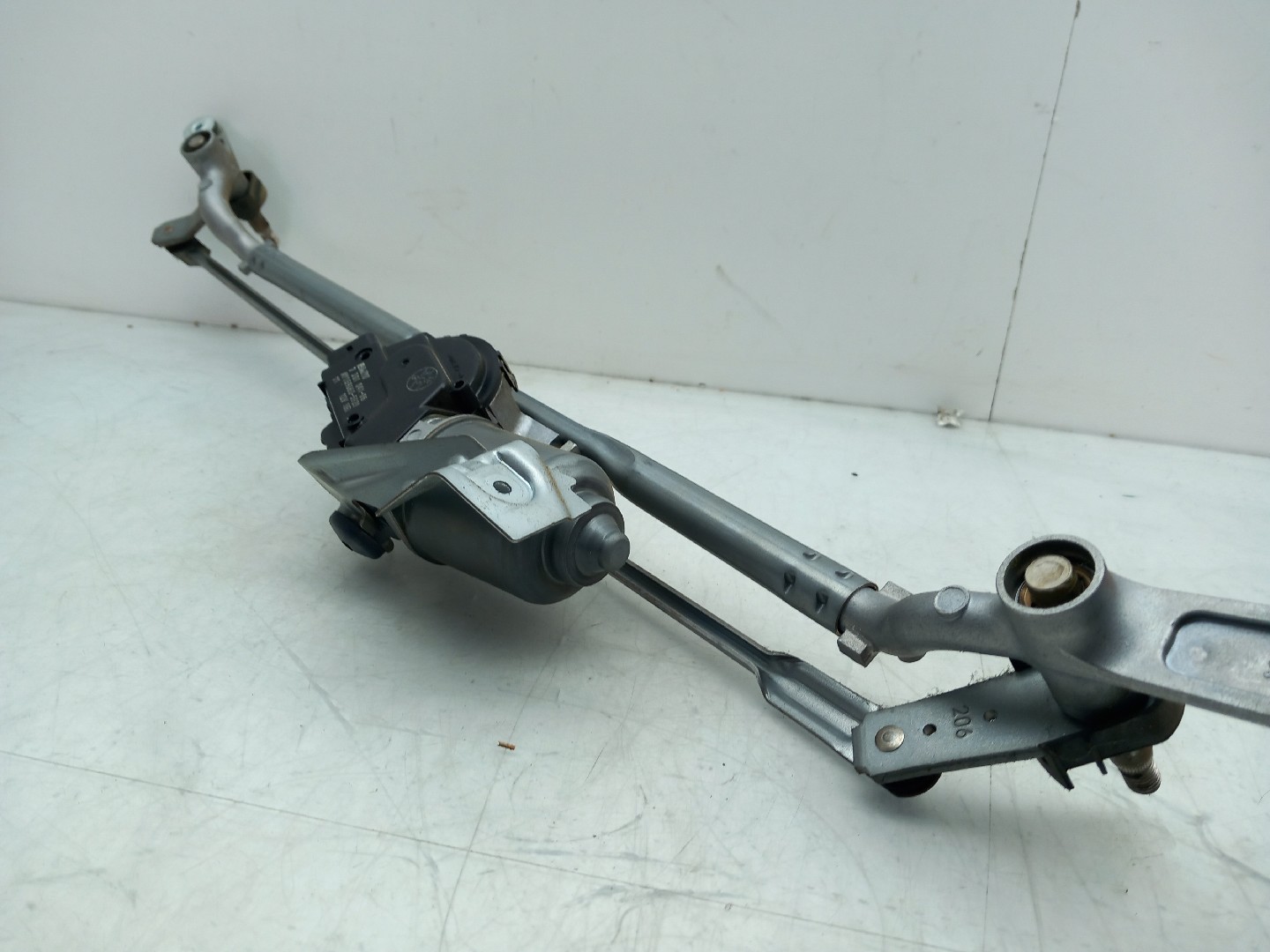 Front Wiper Motor