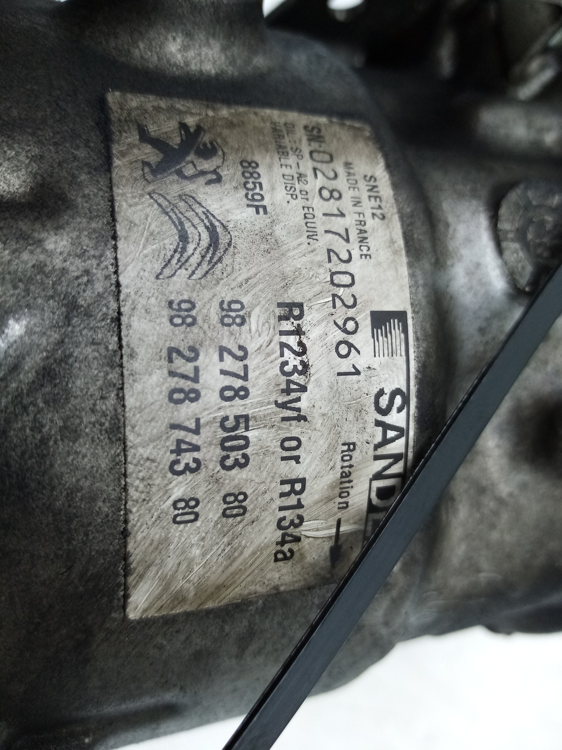 AC compressor PEUGEOT 2008 I (CU_) Imagem-1