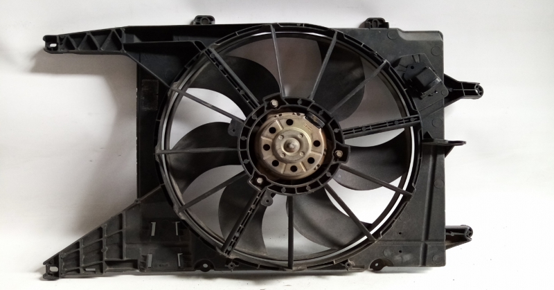 Cooling fan RENAULT Megane III Grandtour (KZ0/1) Imagem-1