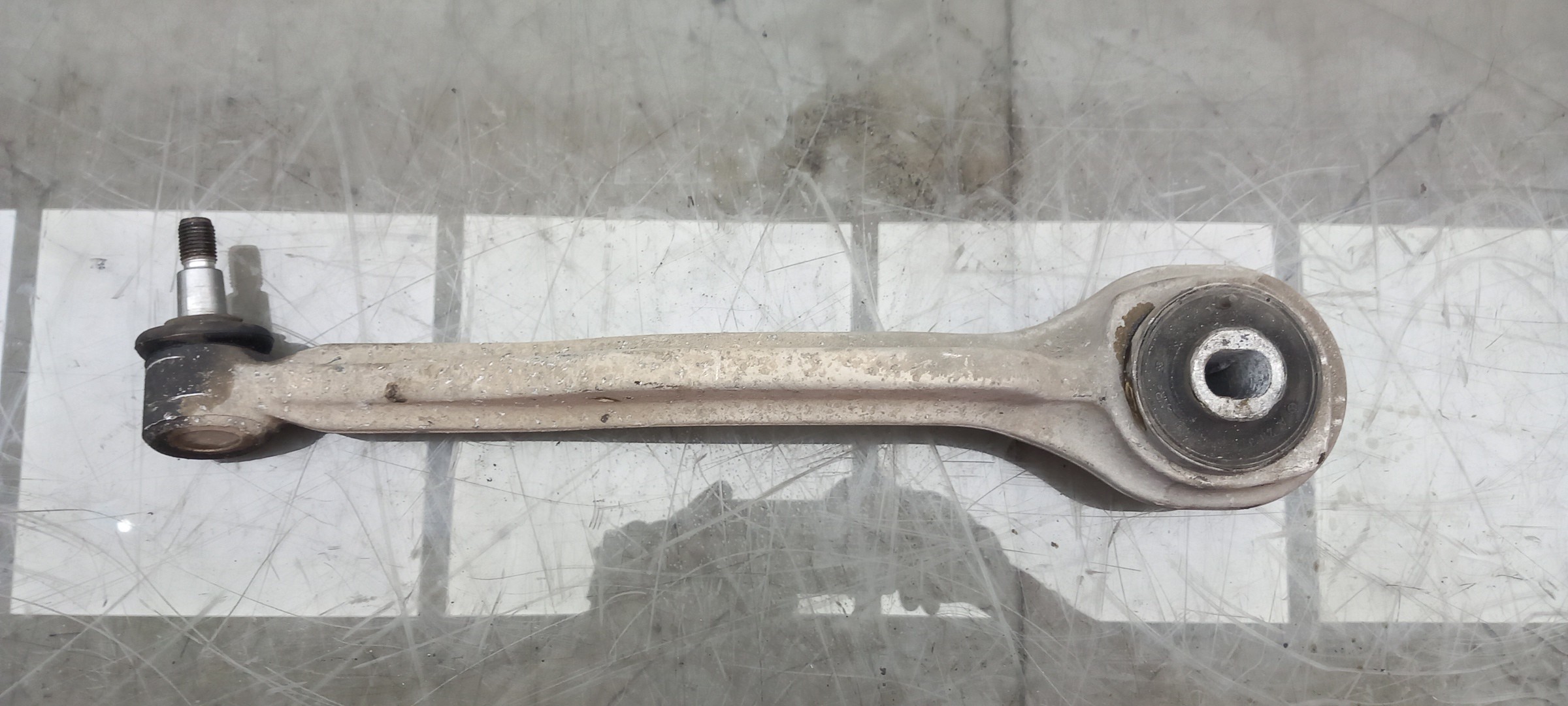 Right front suspension arm