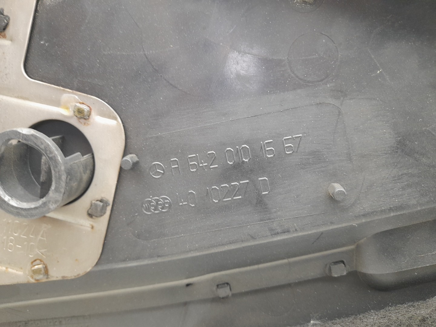 Cache-moteur MERCEDES-BENZ CLS (C219) Imagem-2