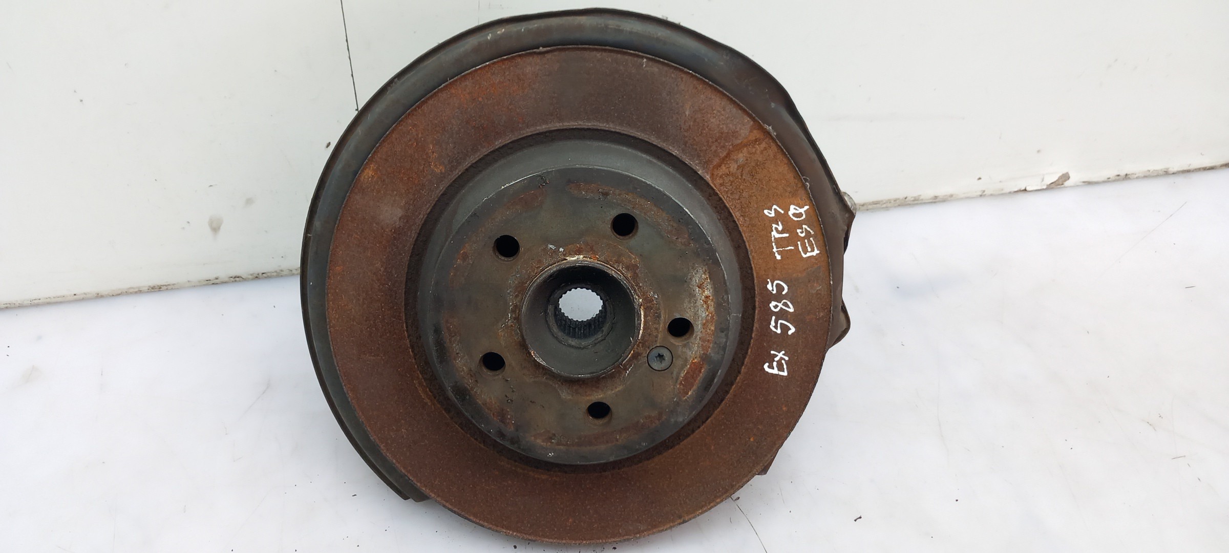 Left rear steering knuckle MERCEDES-BENZ CLS (C219) Imagem-1