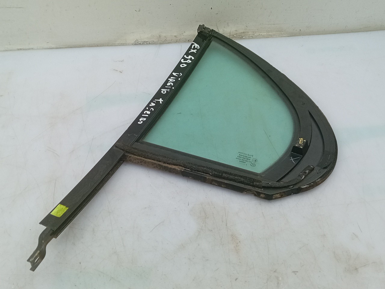 Vidro triangular da porta trás direito JAGUAR S-Type (X200) Imagem-1