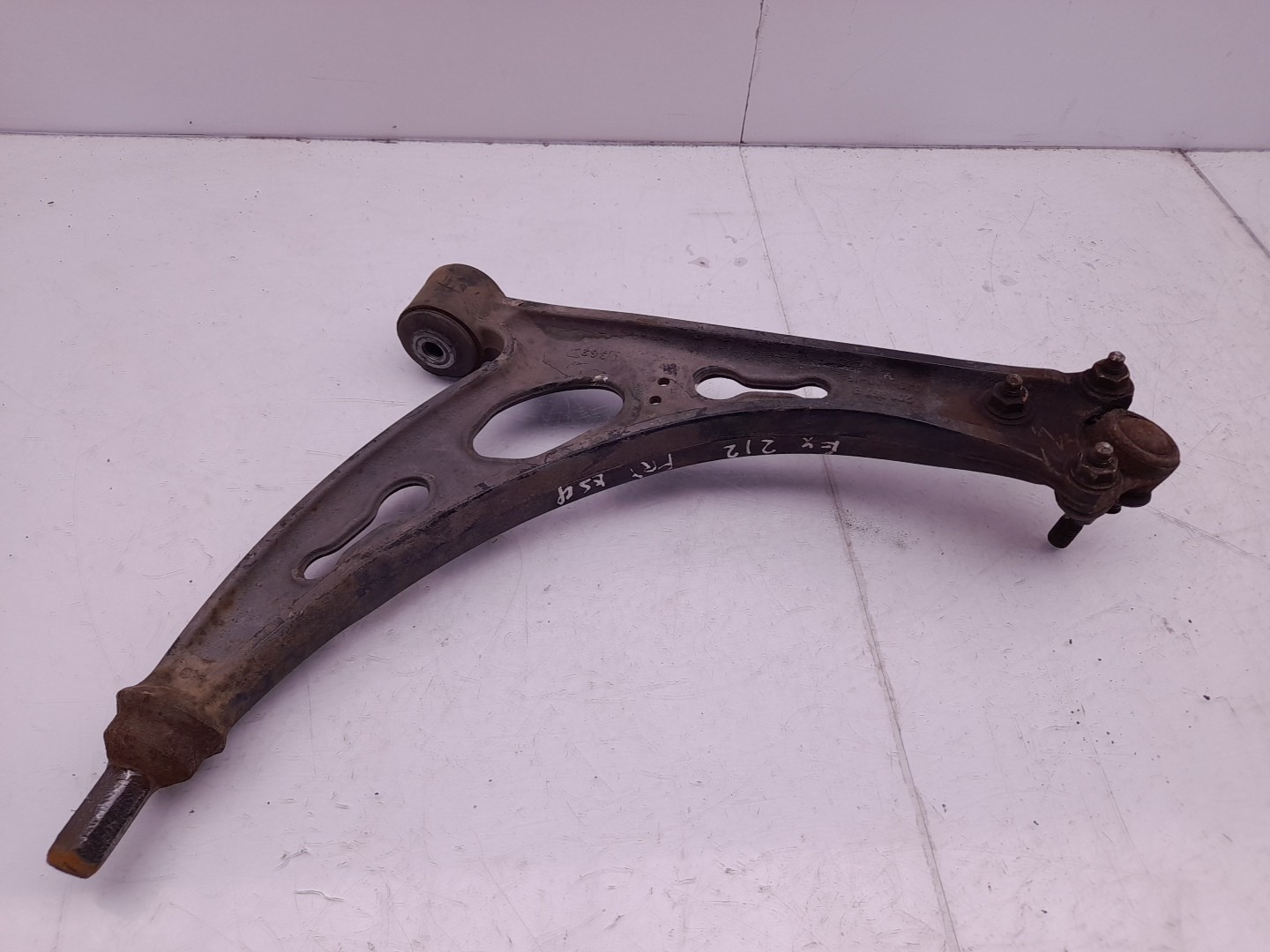 Bras de suspension Avant gauche AUDI A3 (8P1) Imagem-2
