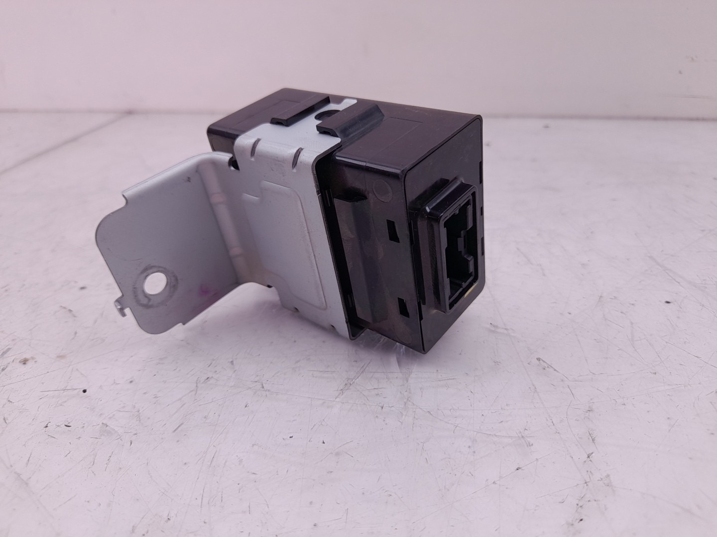 Generic Unit Module KIA Stonic (YB) Imagem-2