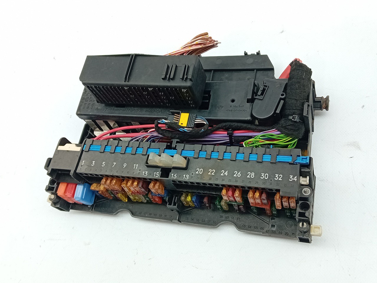 Caja fusibles / SAM / BSI BMW X3 (E83) Imagem-1