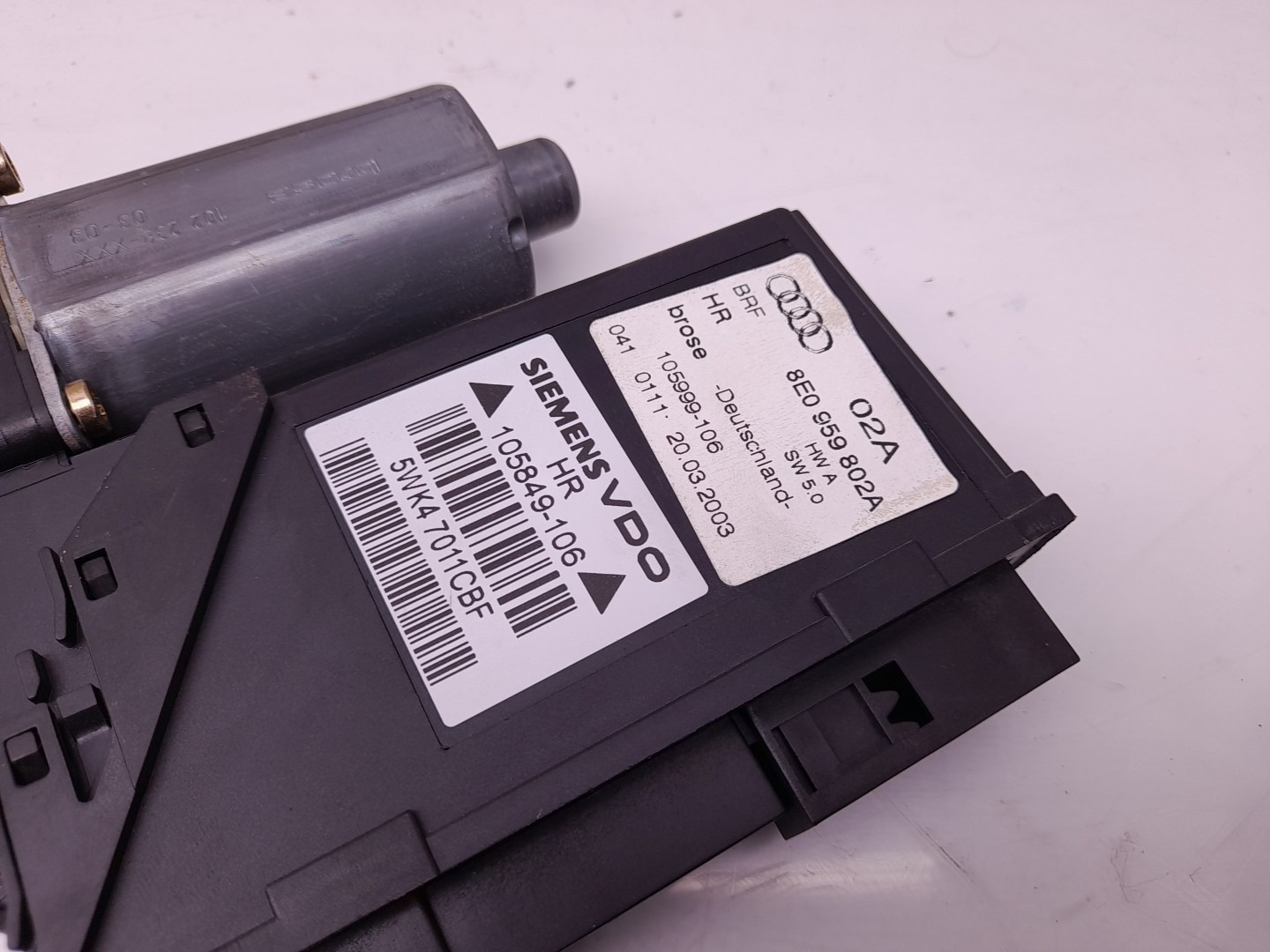 Motor Elevalunas Trasero Derecho AUDI A4 Avant (8E5, B6) Imagem-2