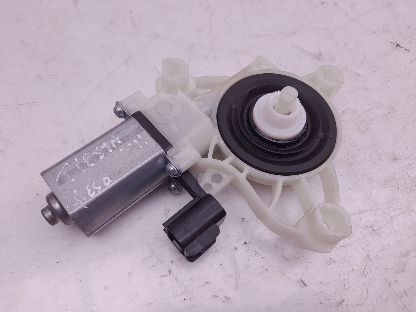 Moteur lève-vitre avant gauche FORD Fiesta VII (HJ, HF) Imagem-2