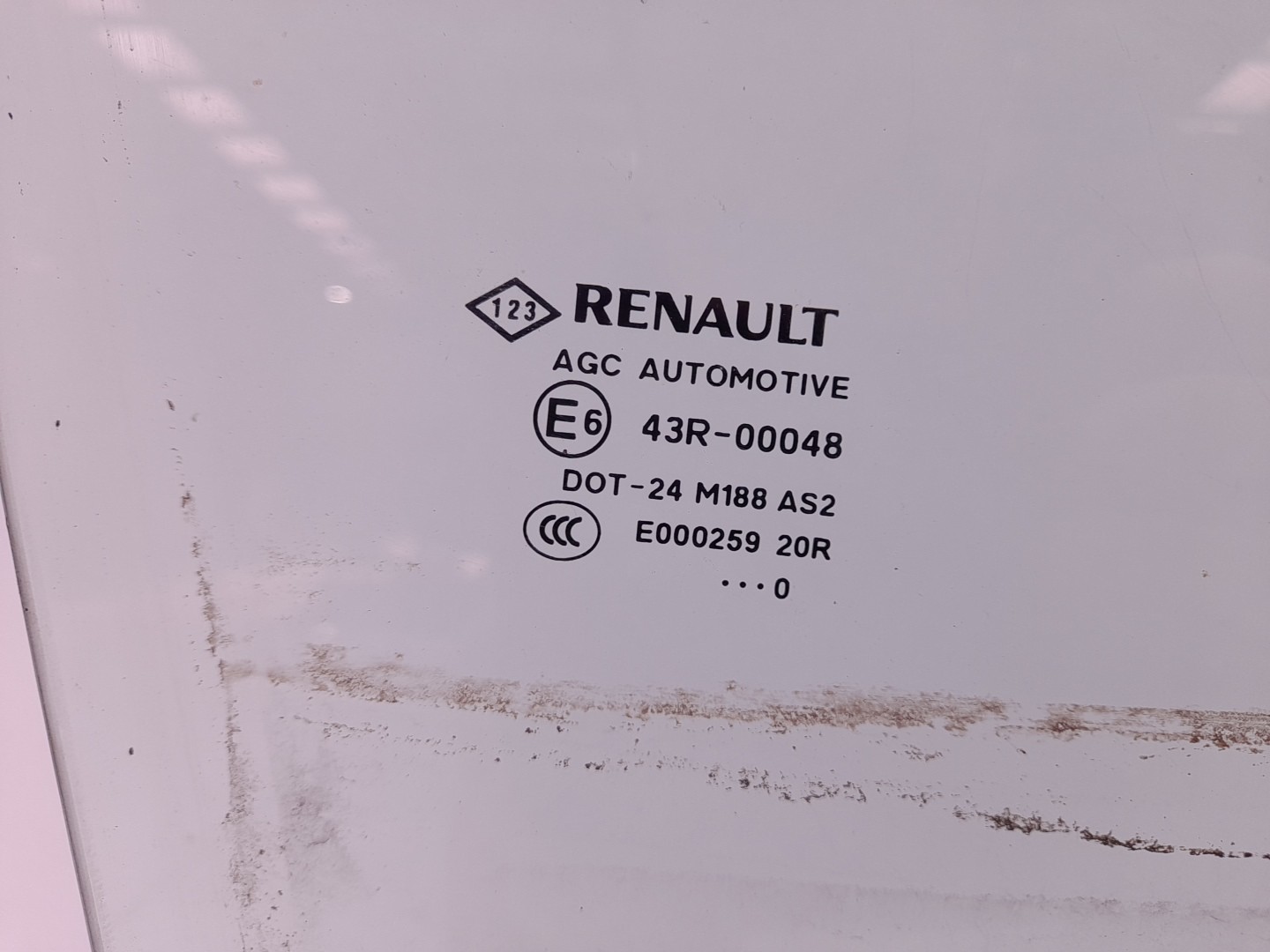 Vidro porta trás direito RENAULT Scénic III (JZ0/1_) Imagem-1