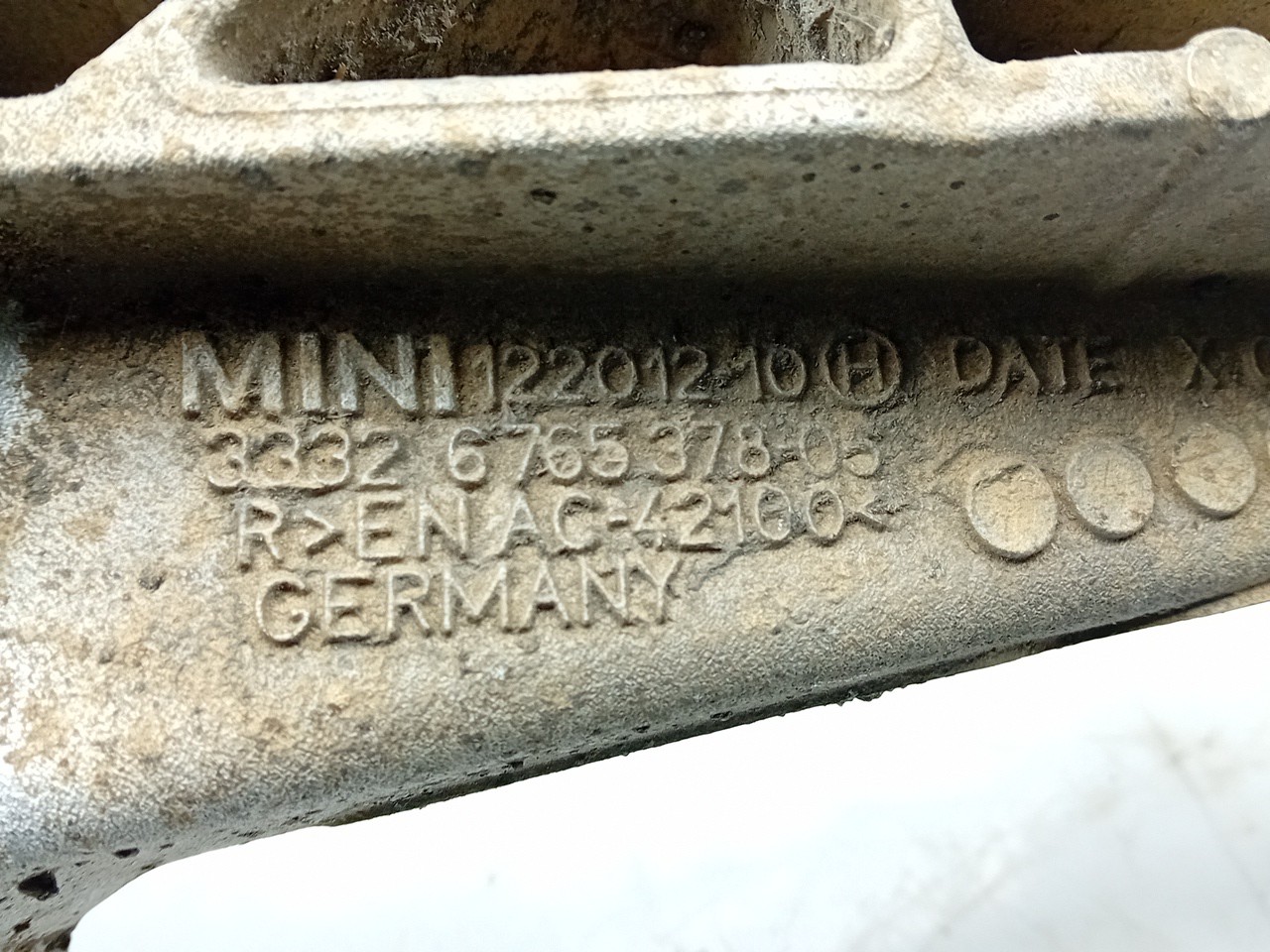 Right rear steering knuckle MINI Mini Clubman (R55) Imagem-2