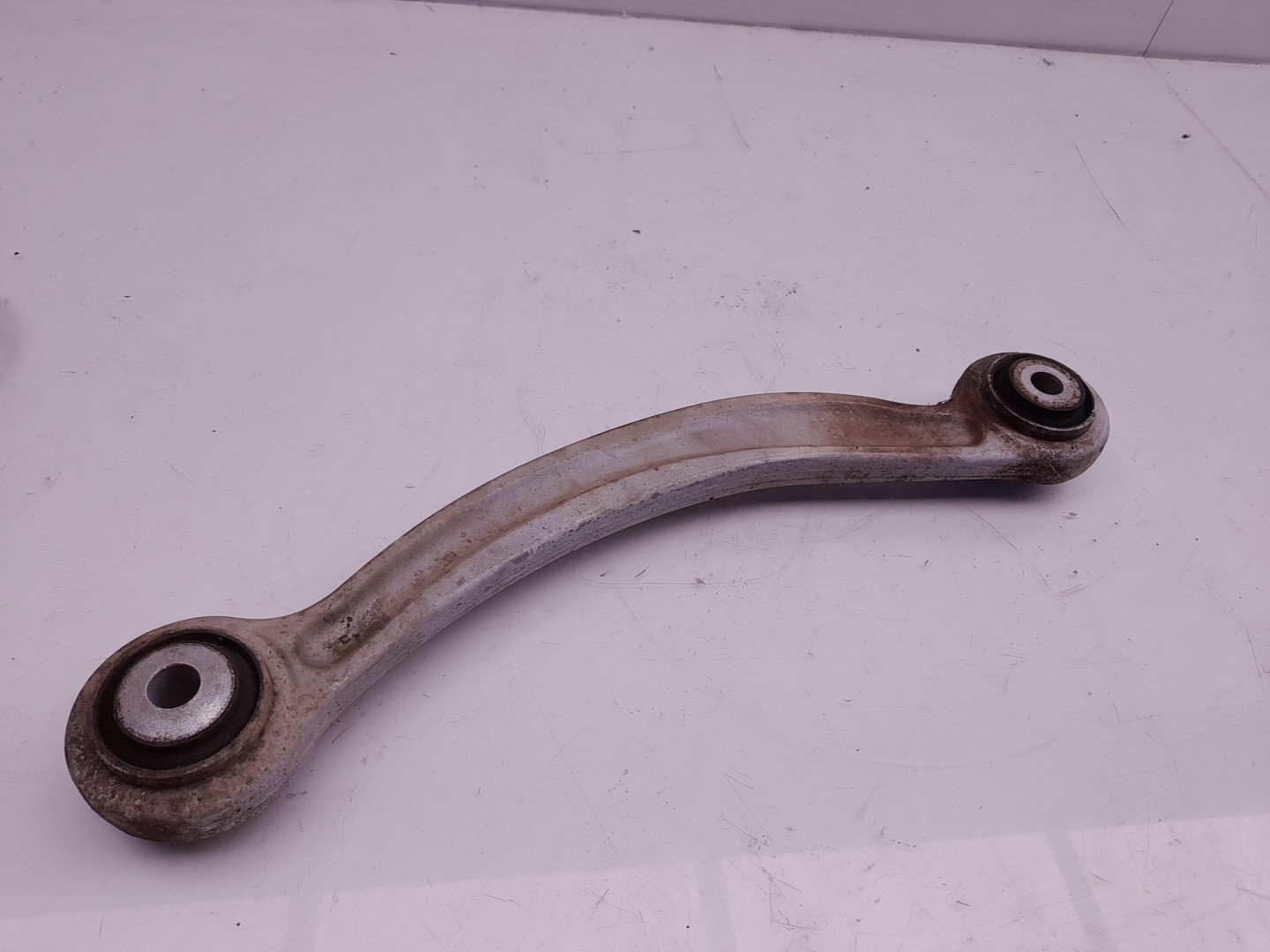 Left front suspension arm