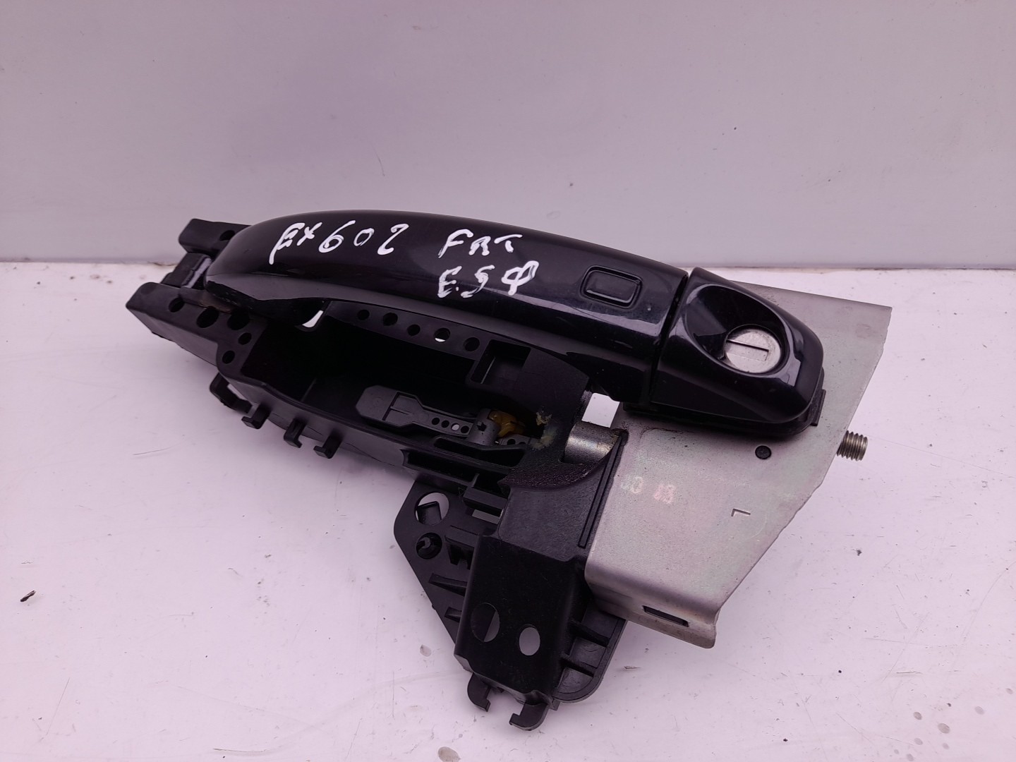 Left front door handle AUDI A1 (8X1, 8XK) Imagem-1