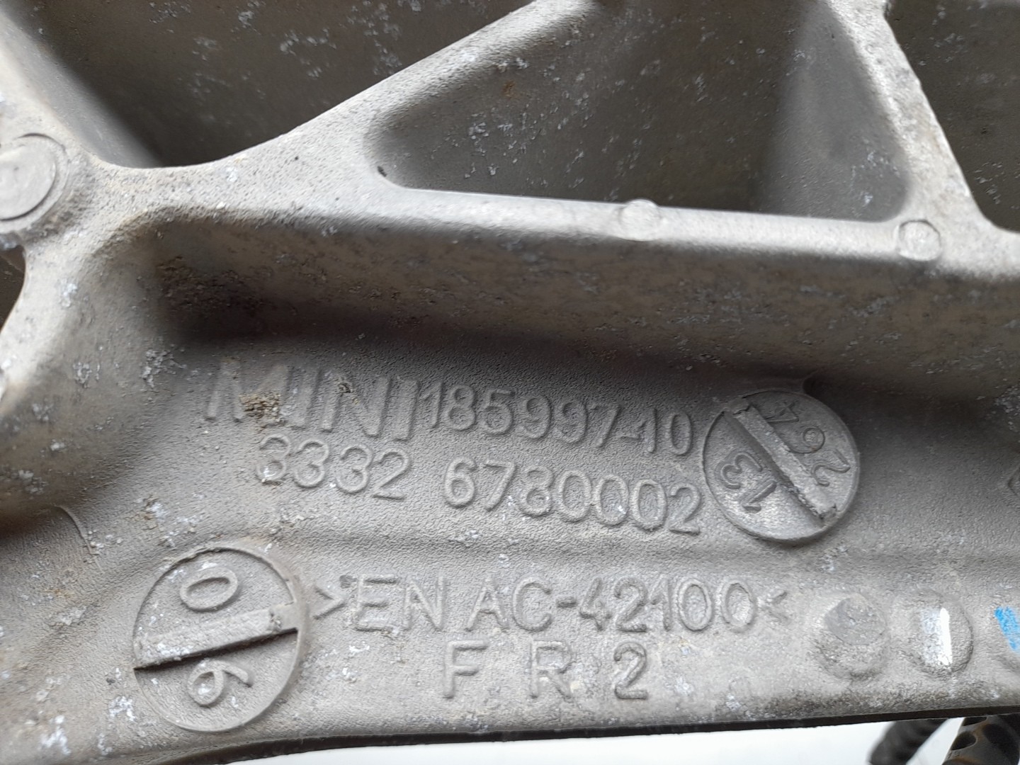 Right rear steering knuckle MINI Mini (R56) Imagem-5
