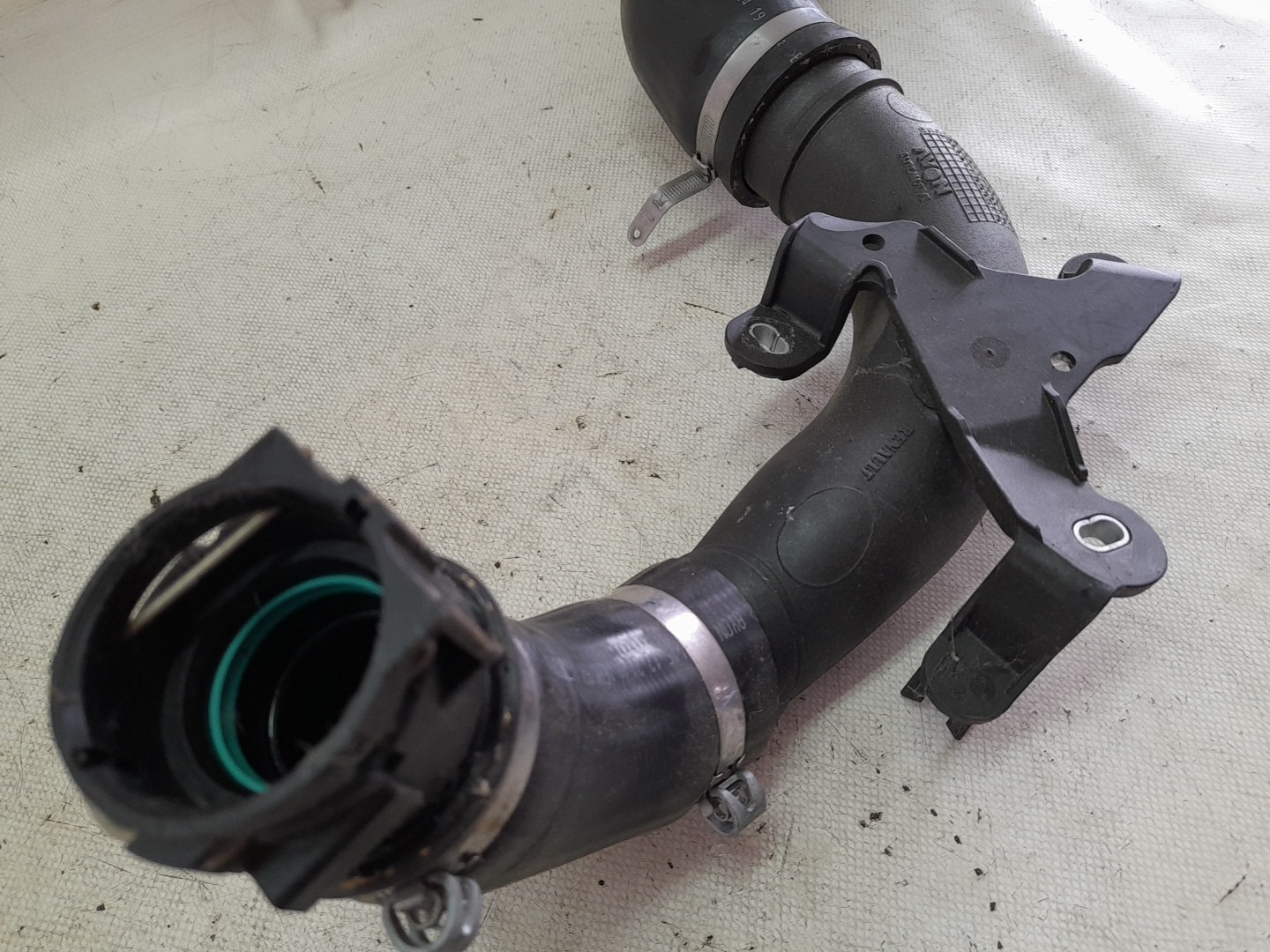 Intercooler pipe DACIA Sandero II (5S_) Imagem-2