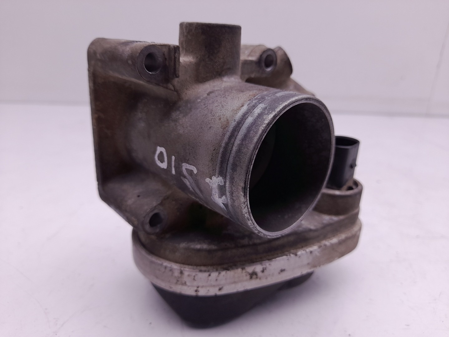 Throttle body