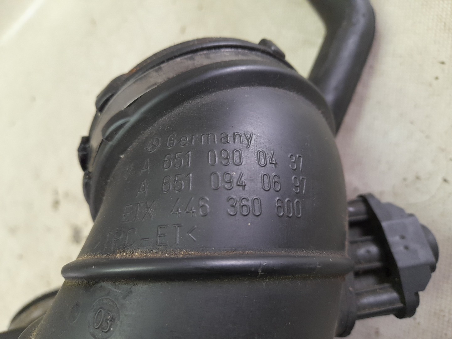 Tubo intercooler MERCEDES-BENZ Classe C Carrinha (S204) Imagem-2