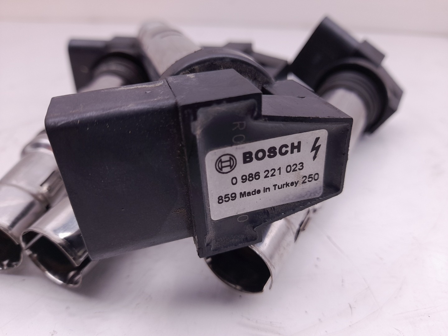 Glow plug Relay SEAT Ibiza IV (6J5, 6P1) Imagem-2