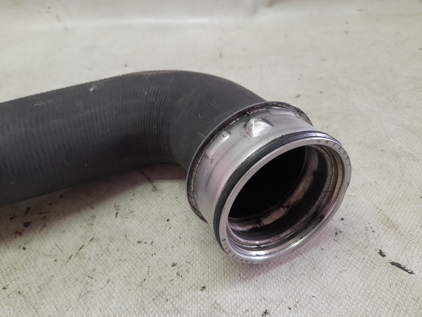 Tubo intercooler VOLKSWAGEN Jetta III (1K2) Imagem-1