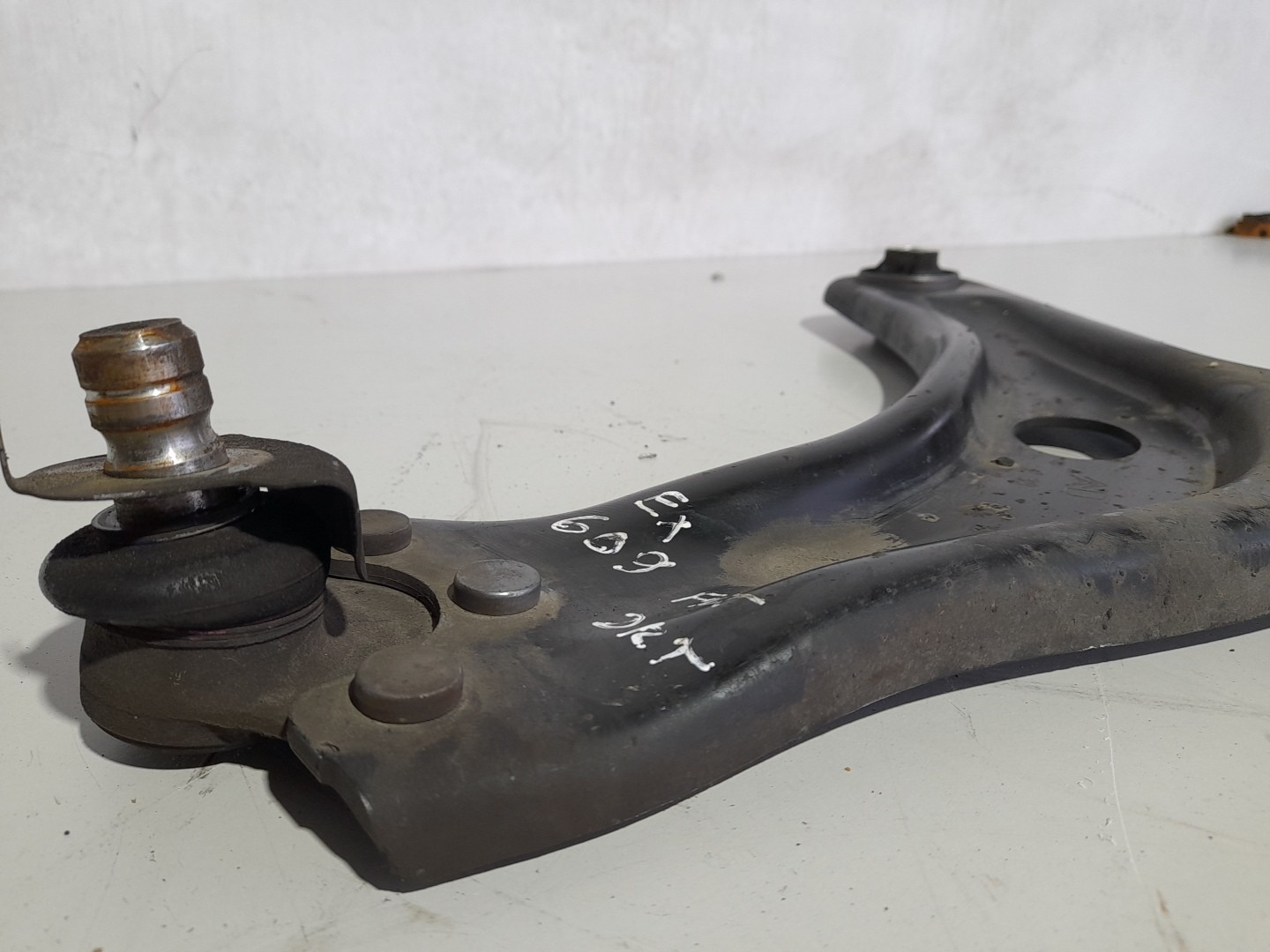 Right front suspension arm CITROËN C3 III (SX) Imagem-1