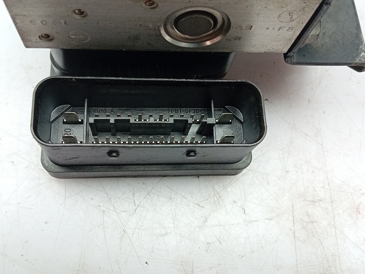 Calculateur ABS RENAULT Twingo II (CN0_) Imagem-1