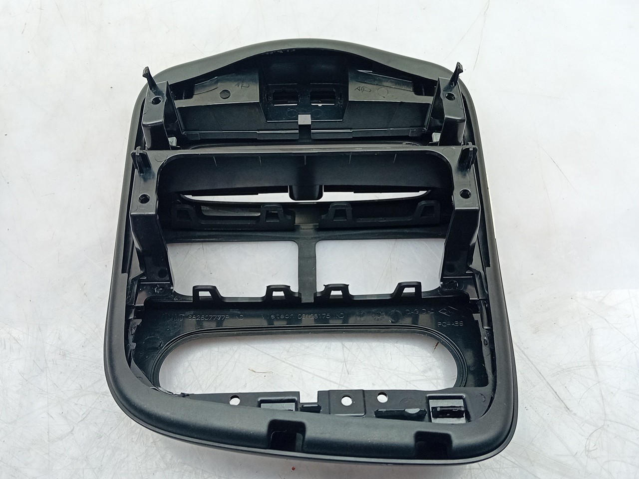 Cornice console centrale / radio / anello RENAULT Clio IV (BH_) Imagem-1
