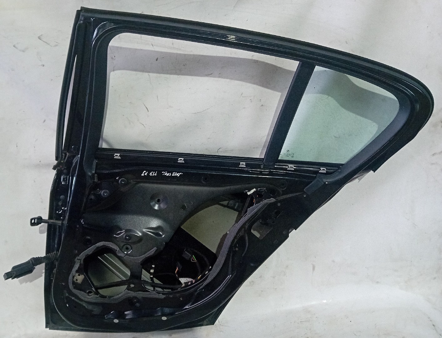 Right rear door BMW 1 (F20) Imagem-1