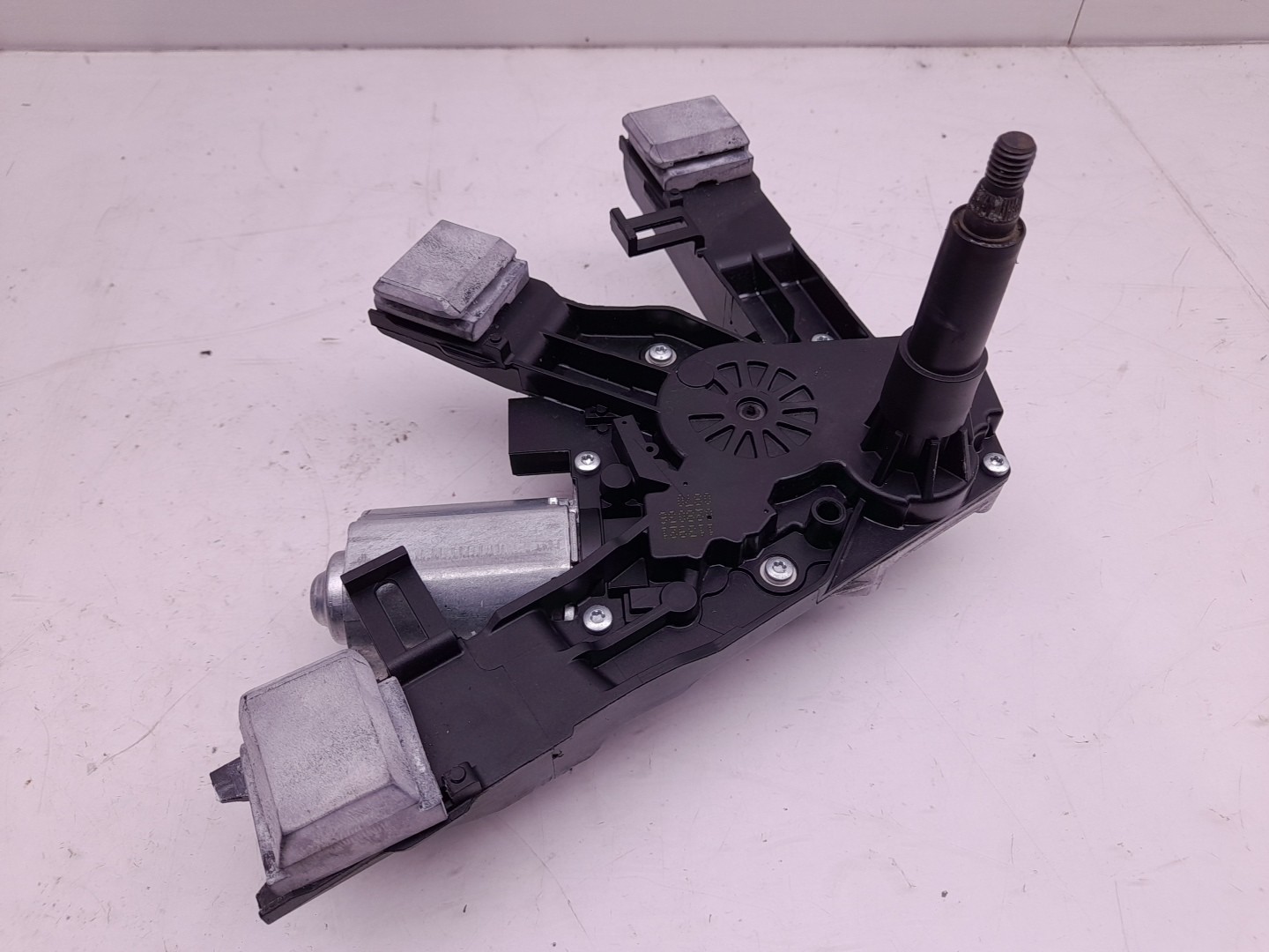 Rear Wiper Motor PEUGEOT 308 II Imagem-1