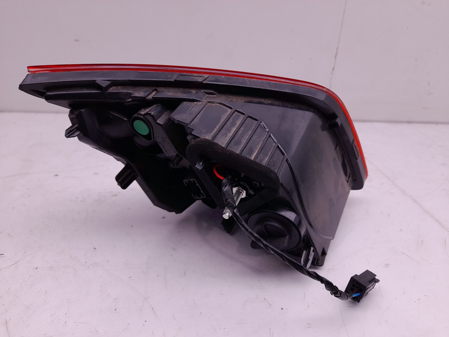 Right Tailgate light PEUGEOT 308 II Imagem-2