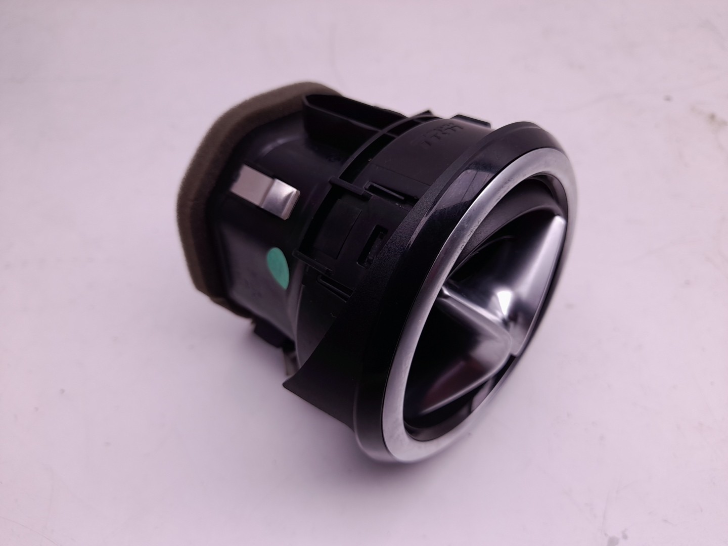 Diffuser / air vent MERCEDES-BENZ Classe B (W246, W242) Imagem-1
