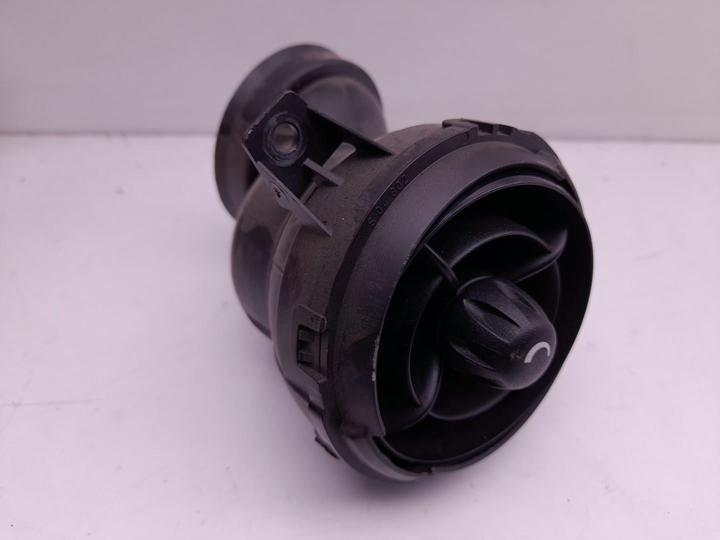 Diffuser / air vent MINI Mini Clubman (R55) Imagem-1