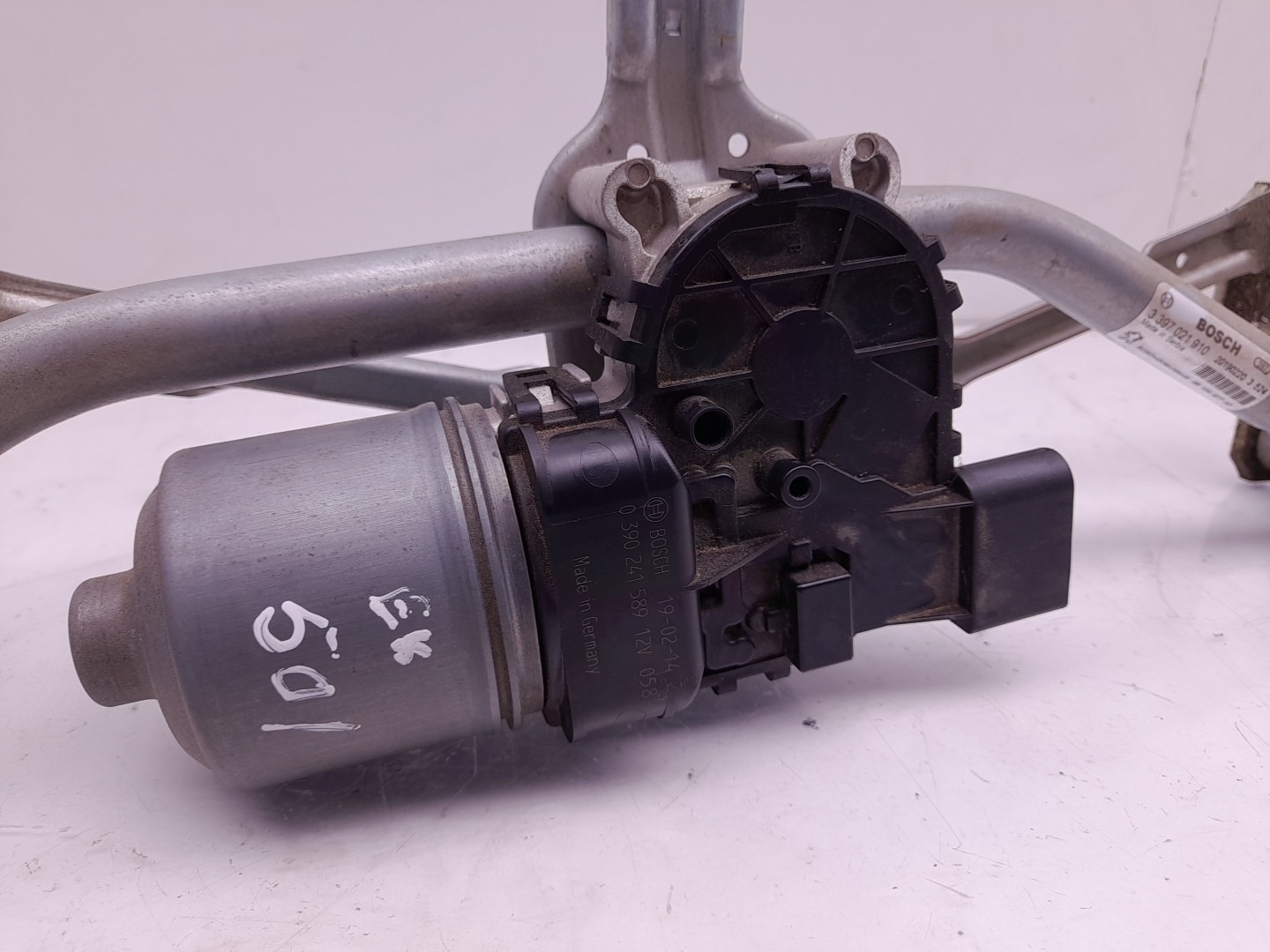 Essuie-glace moteur avant PEUGEOT 2008 I (CU_) Imagem-1
