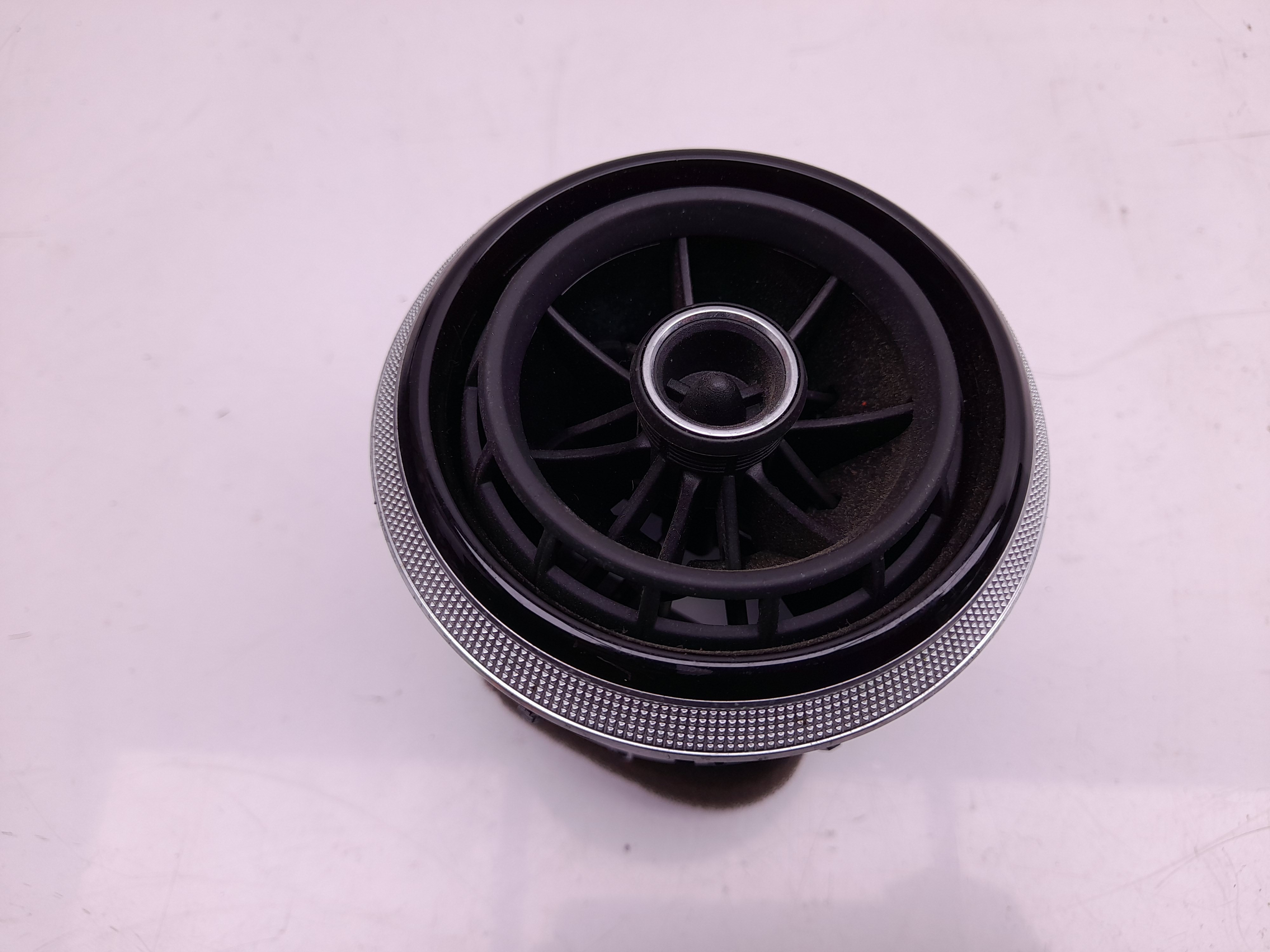 Difusor / saída de ar AUDI A3 Sportback (8VA, 8VF) Imagem-0