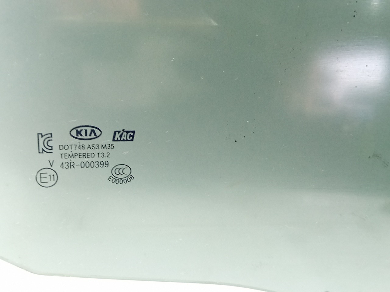 Right rear door glass KIA Rio III (UB) Imagem-1