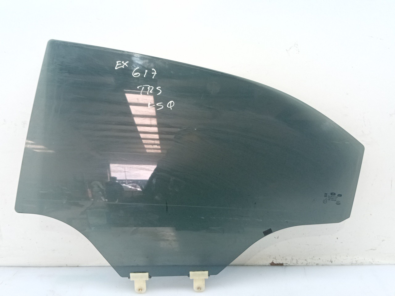 Left rear door glass