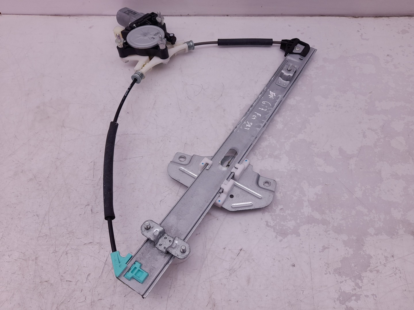 Right front window regulator