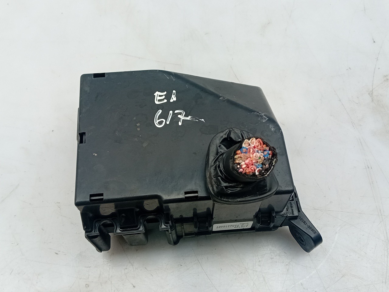 Caja fusibles / SAM / BSI KIA Rio III (UB) Imagem-2