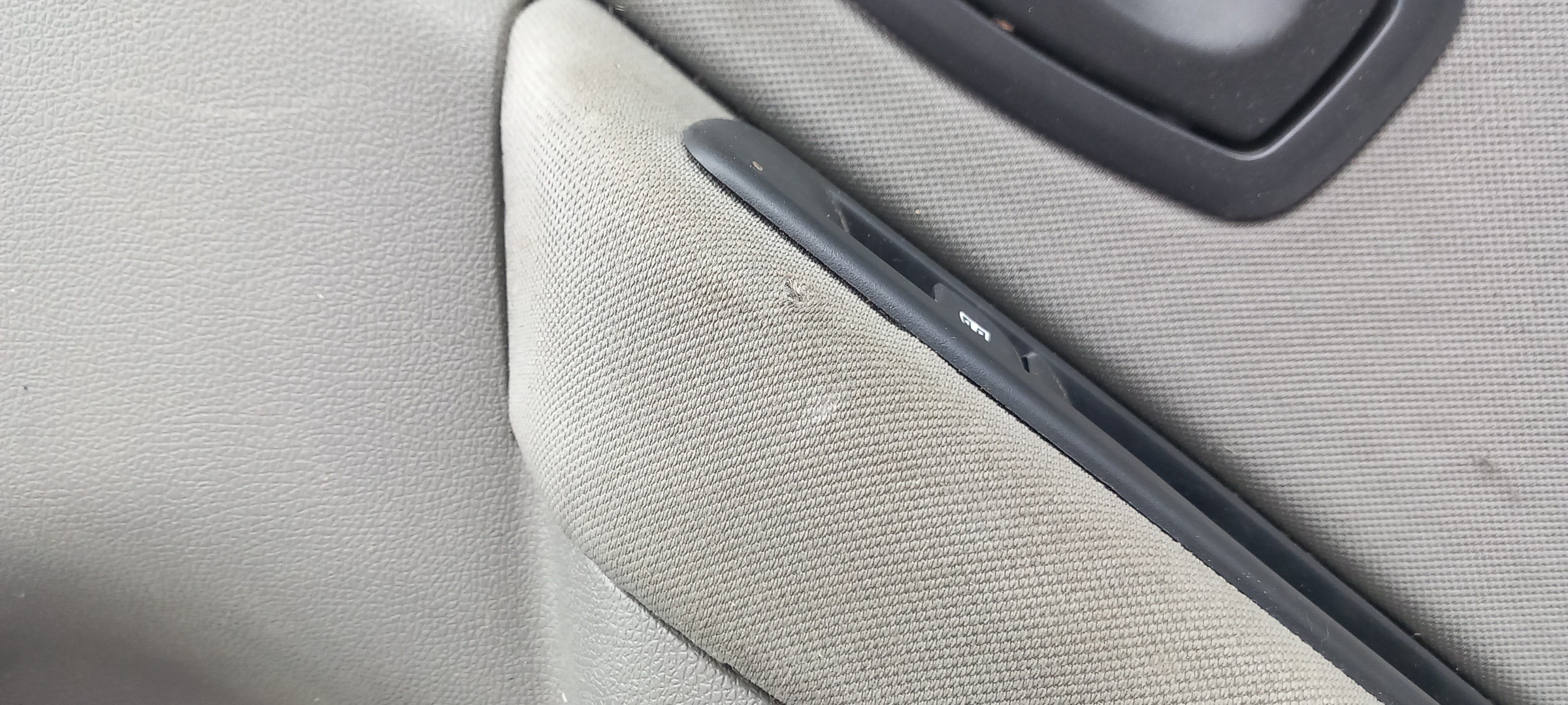 Panneau de porte arrière Droite RENAULT Megane III Grandtour (KZ0/1) Imagem-1