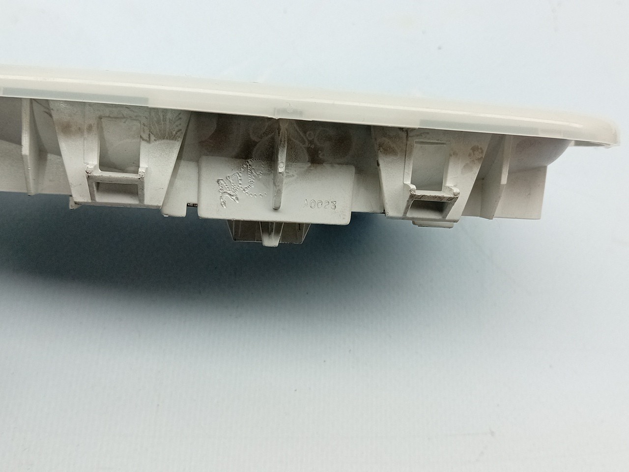 Front seat light RENAULT Megane III Grandtour (KZ0/1) Imagem-3