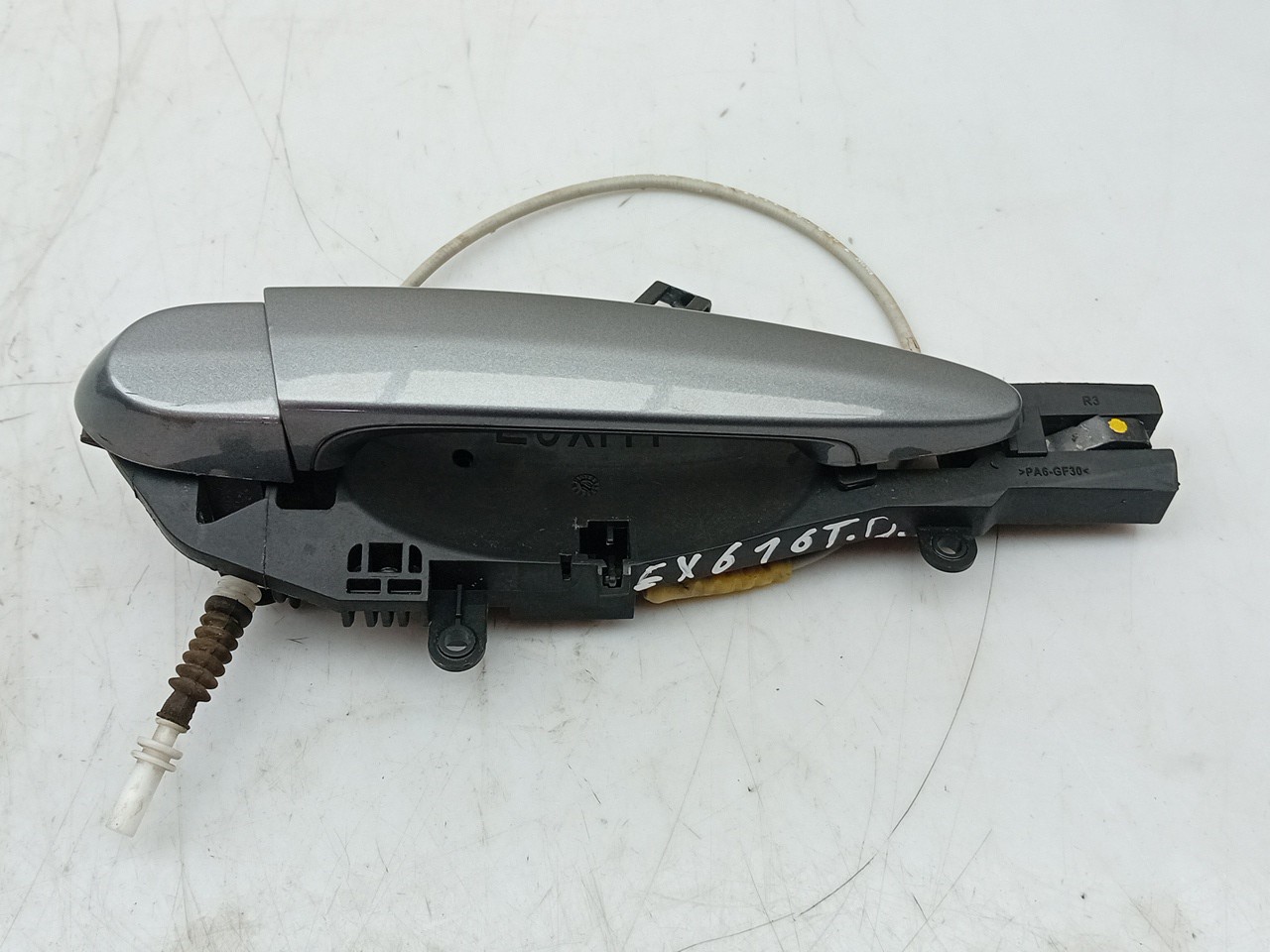 Right rear door handle