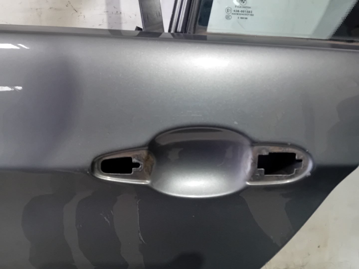 Left rear door BMW 3 (E90) Imagem-1