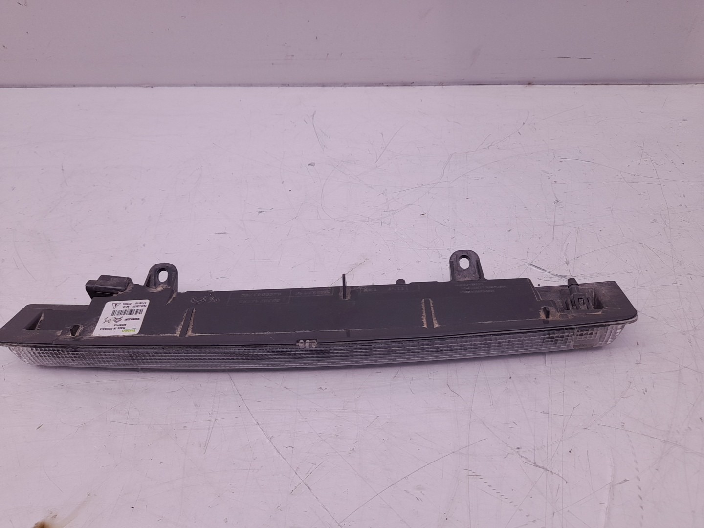 Additional stop light / 3rd stop light PEUGEOT 208 II Imagem-1