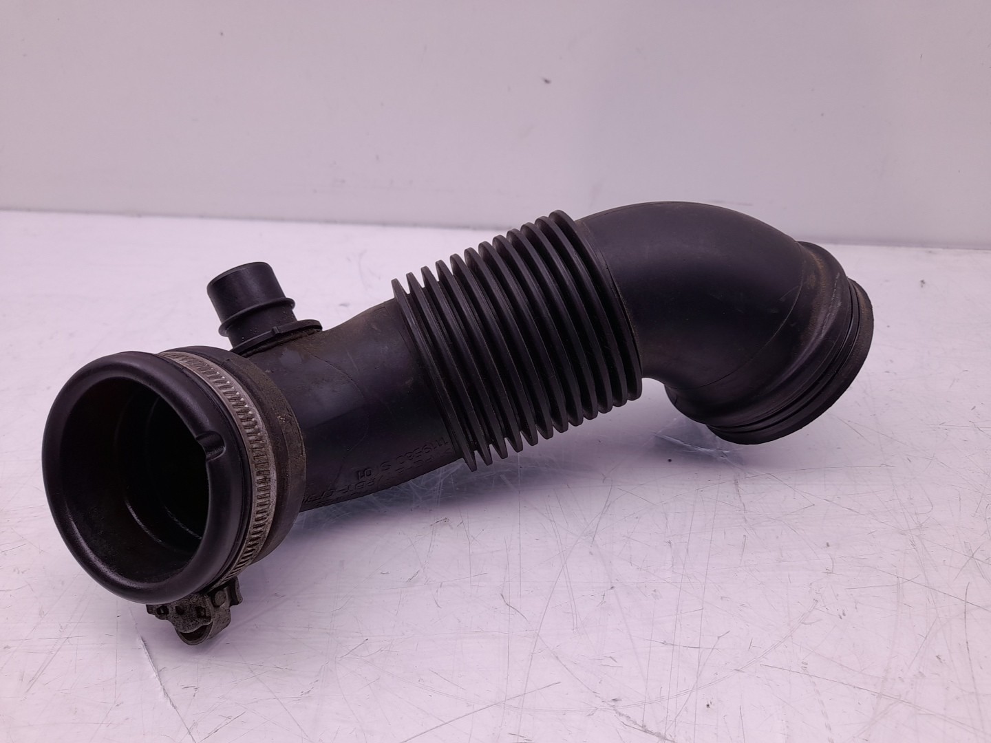 Intercooler pipe