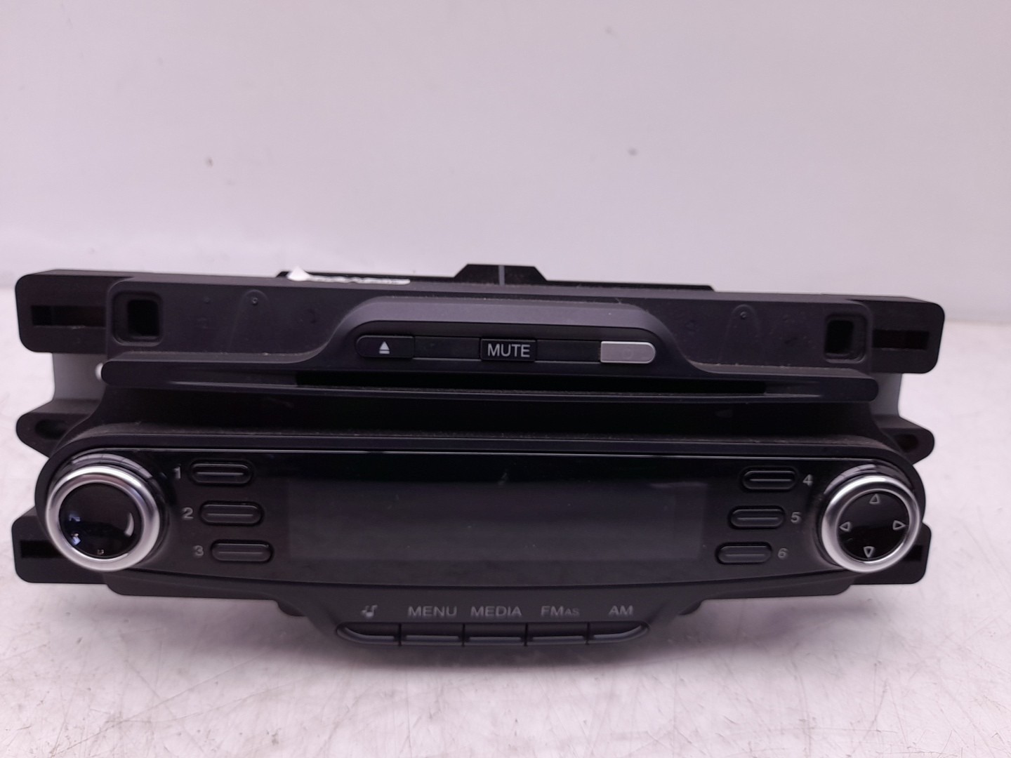 Car radio