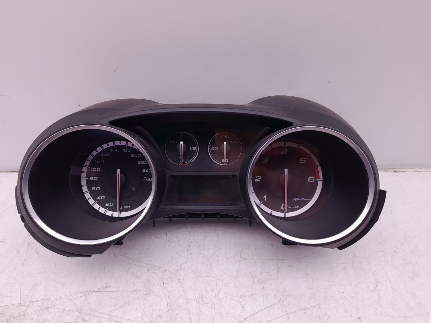 Instrument cluster